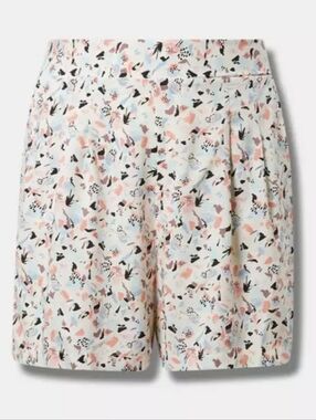 Torrid White Pastel Floral Bermuda Shorts